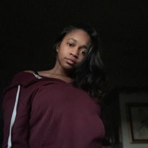 Meet your Posher, Liia